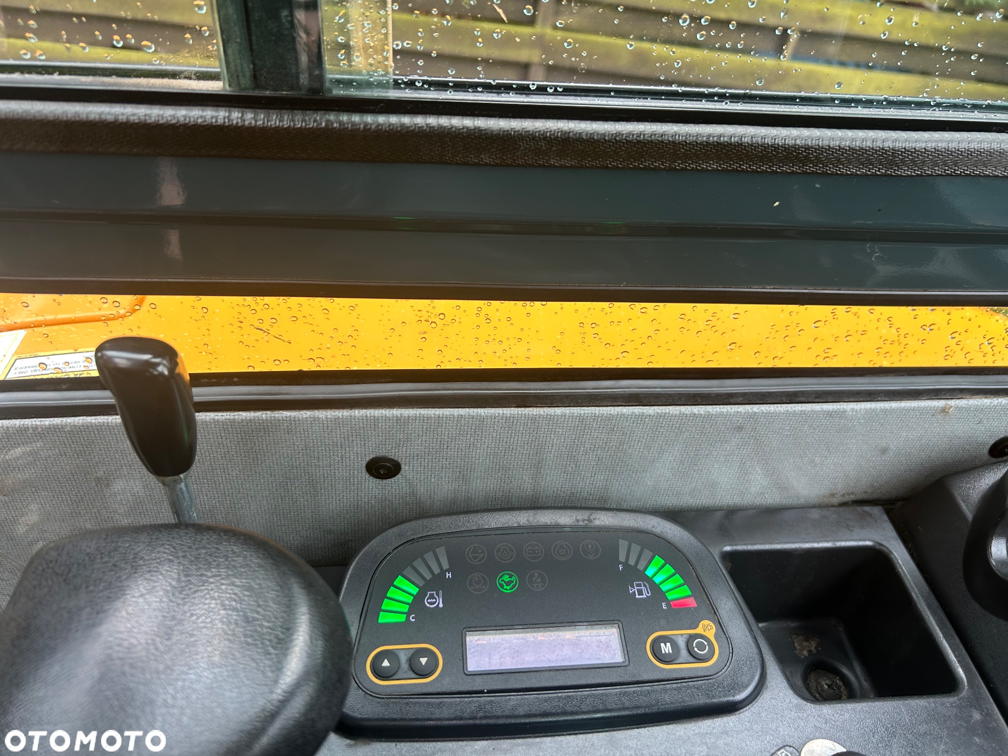 Hyundai - 17