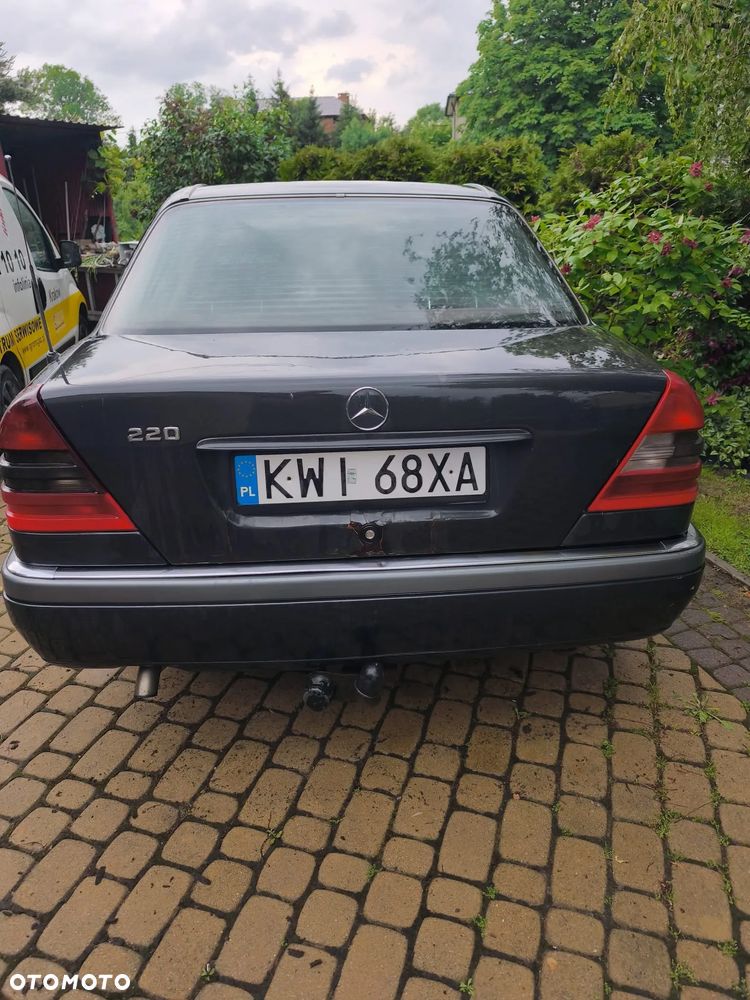 Mercedes-Benz Klasa C 220 D Elegance - 6
