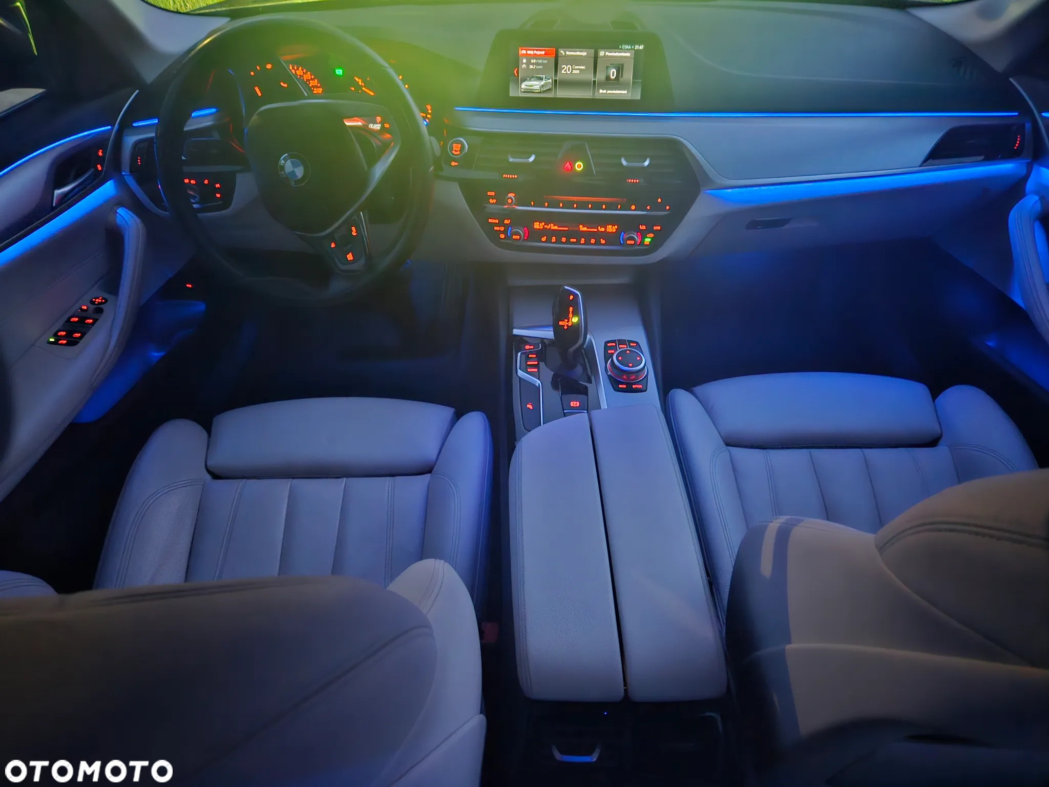 BMW Seria 5 520d Luxury Line sport - 27
