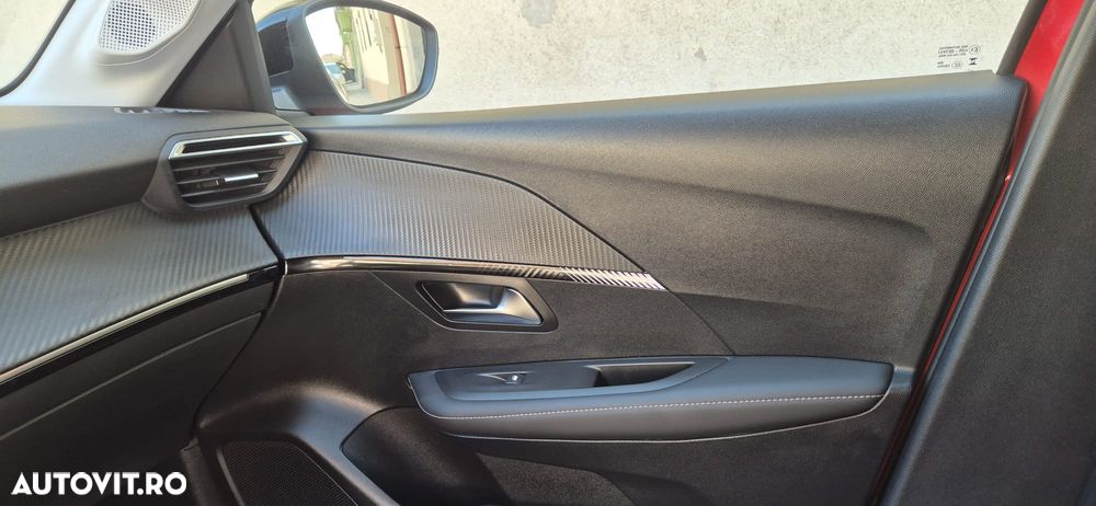 Peugeot 208 1.2 L PureTech STT EAT8 Active Pack - 11