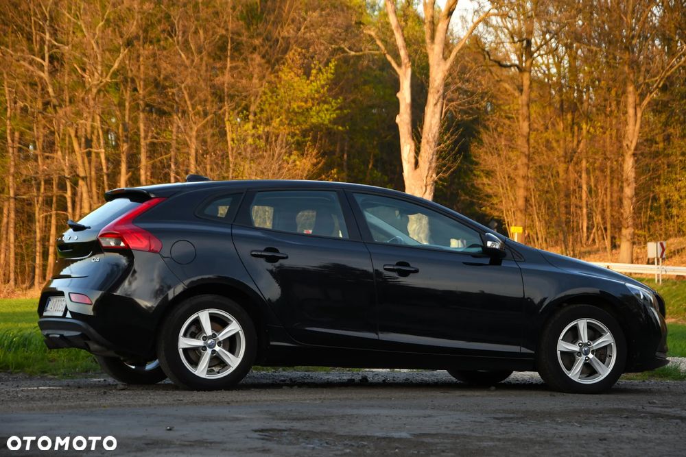 Volvo V40 D4 Momentum - 7