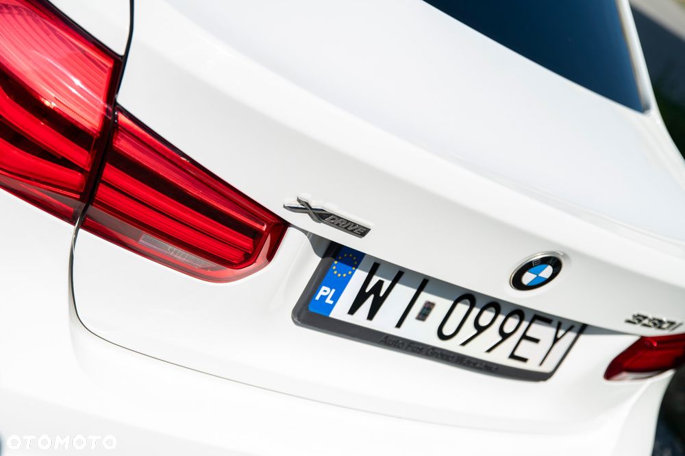 BMW Seria 3 330i xDrive M Sport - 8