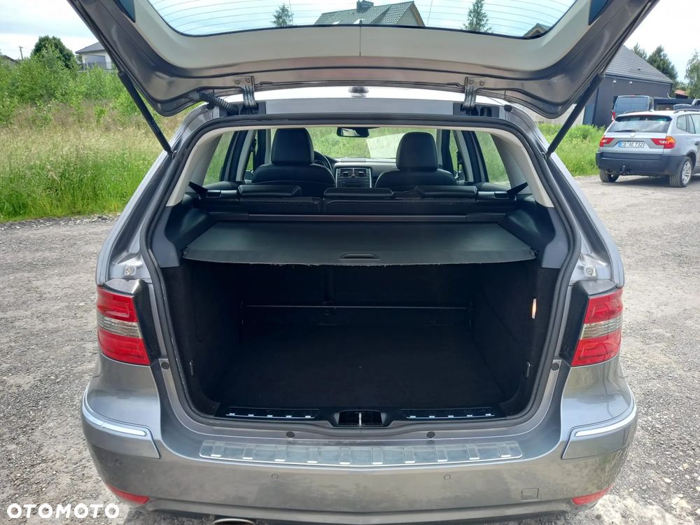 Mercedes-Benz Klasa B 180 BlueEFFICIENCY SPORT EDITION - 10