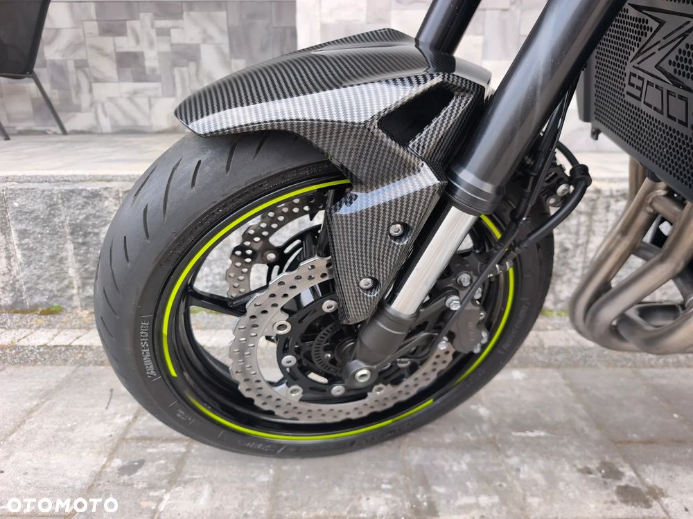 Kawasaki Z 900 - 8