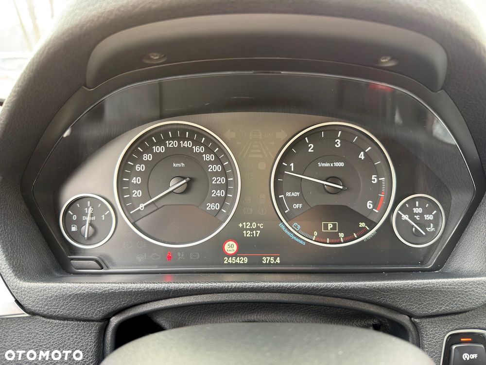 BMW Seria 3 318d Modern Line - 31