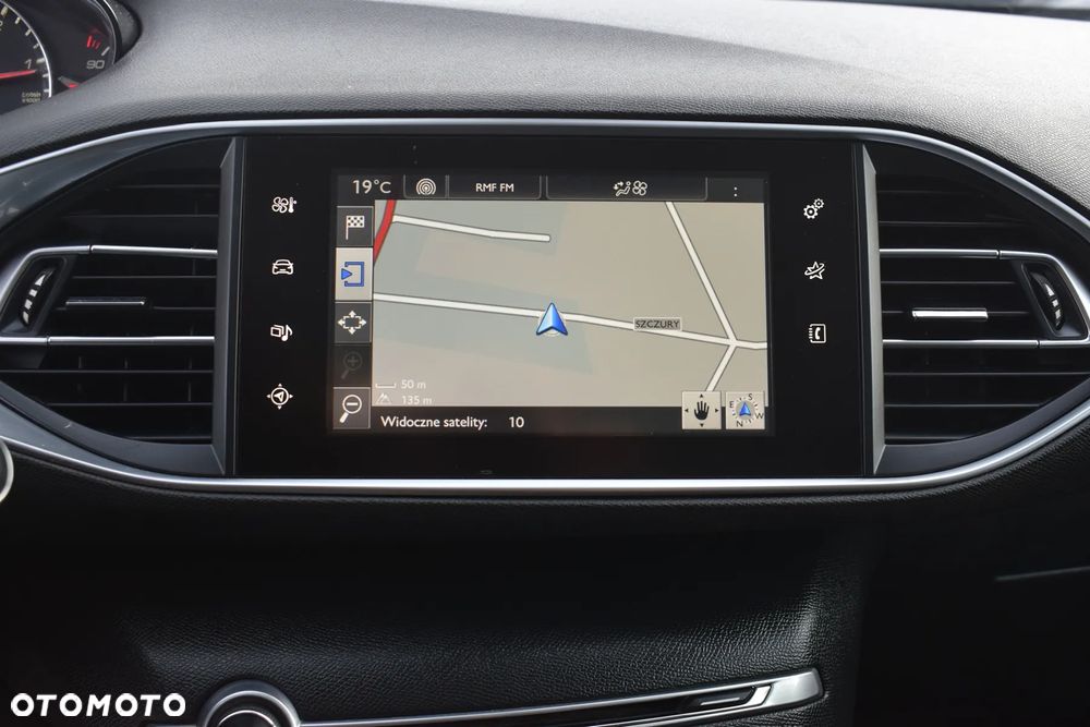 Peugeot 308 BlueHDi FAP 150 Stop&Start Automatik Allure - 23