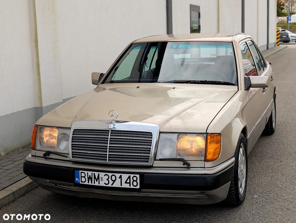 Mercedes-Benz 280 E - 9