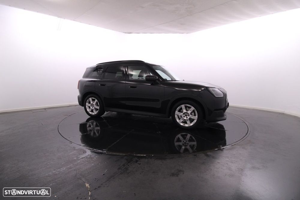 MINI Countryman E Favoured L - 10