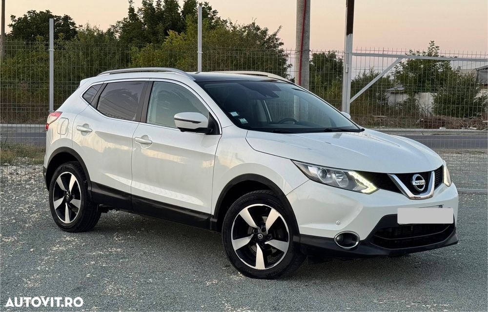 Nissan Qashqai 1.6 DCI Start/Stop X-TRONIC Tekna - 3