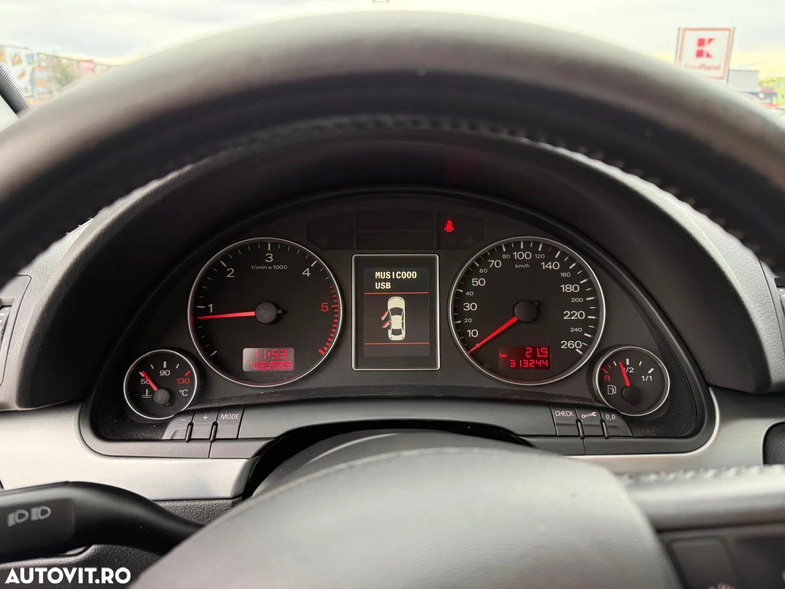 Audi A4 2.5 TDI - 11