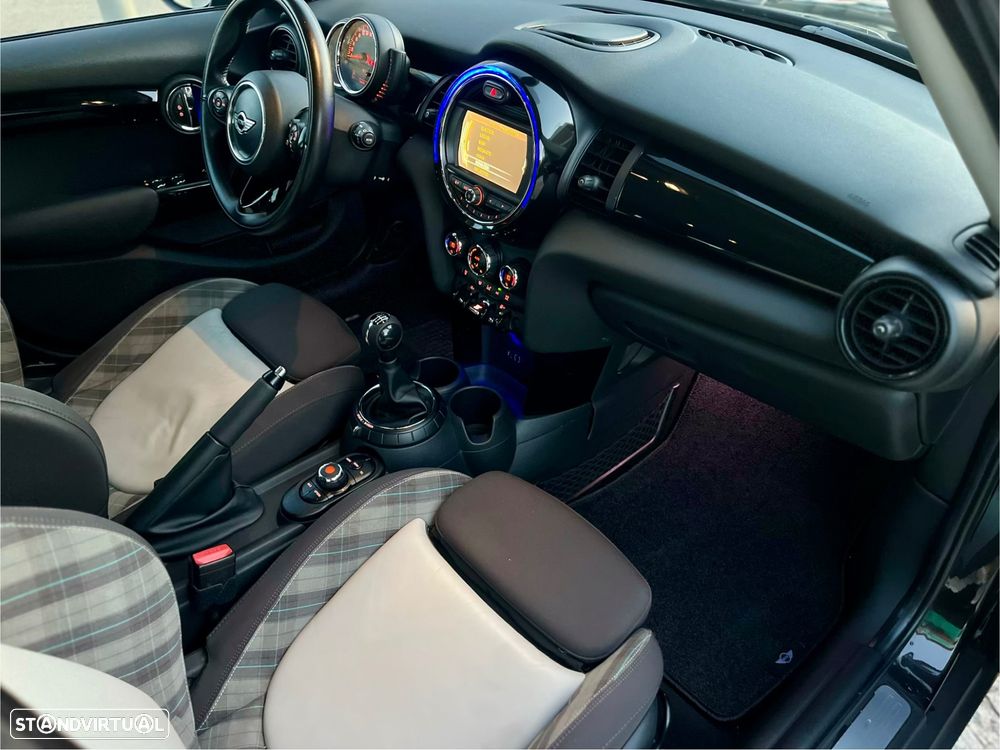 MINI 5 Portas One D Blackyard - 15