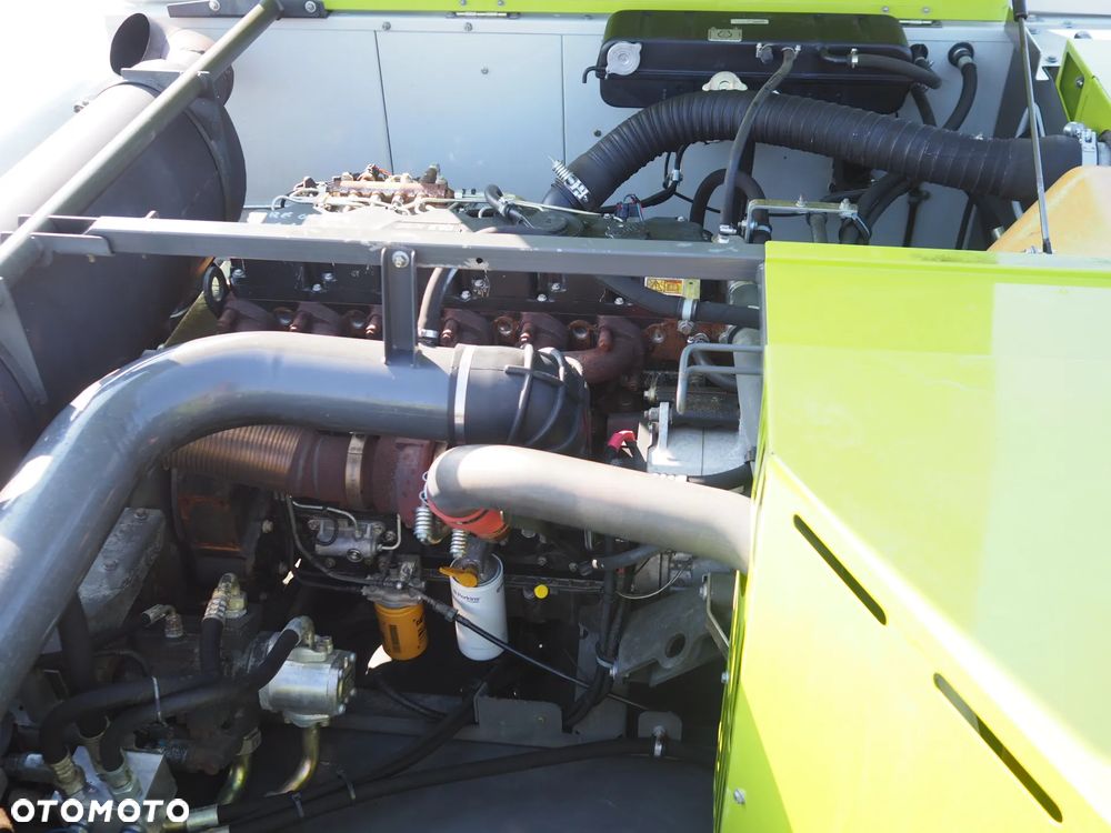 Claas Lexion 640 + V660 - 10