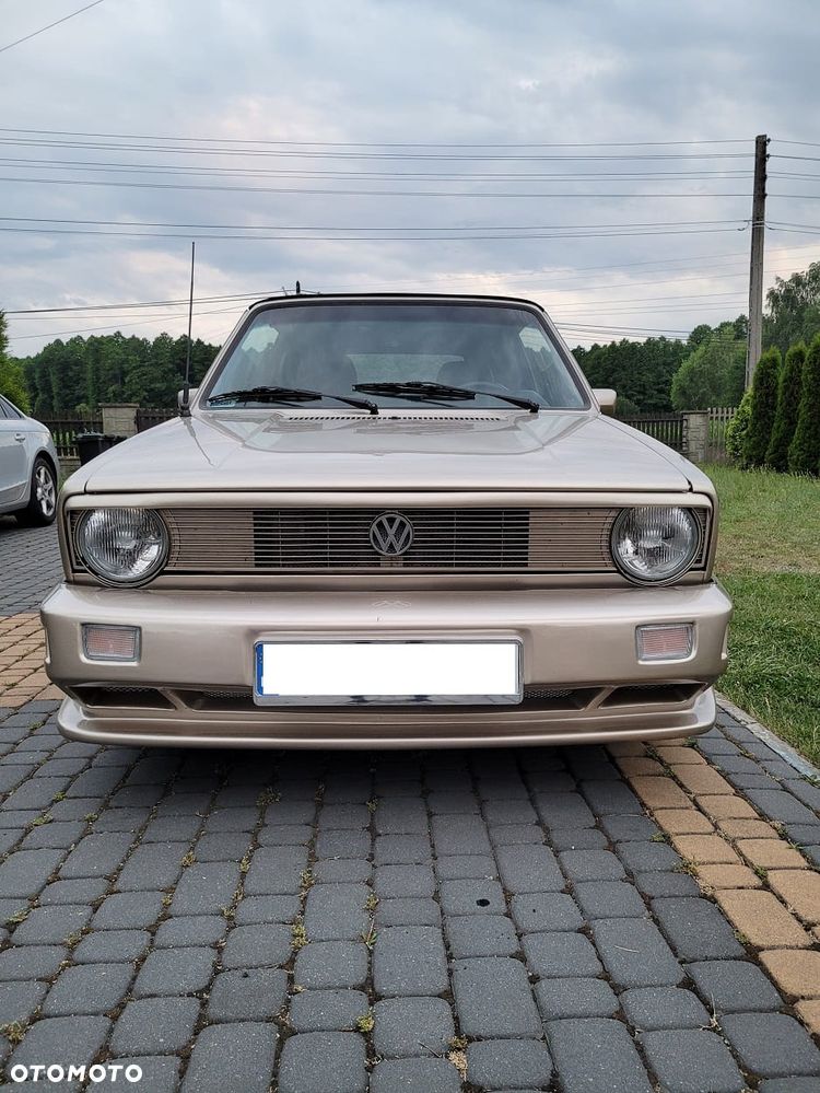 Volkswagen Golf - 2