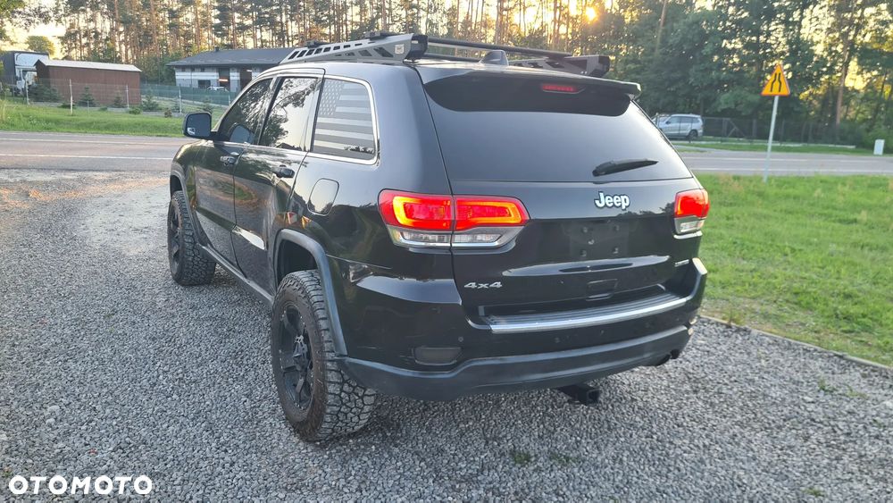 Jeep Grand Cherokee - 14