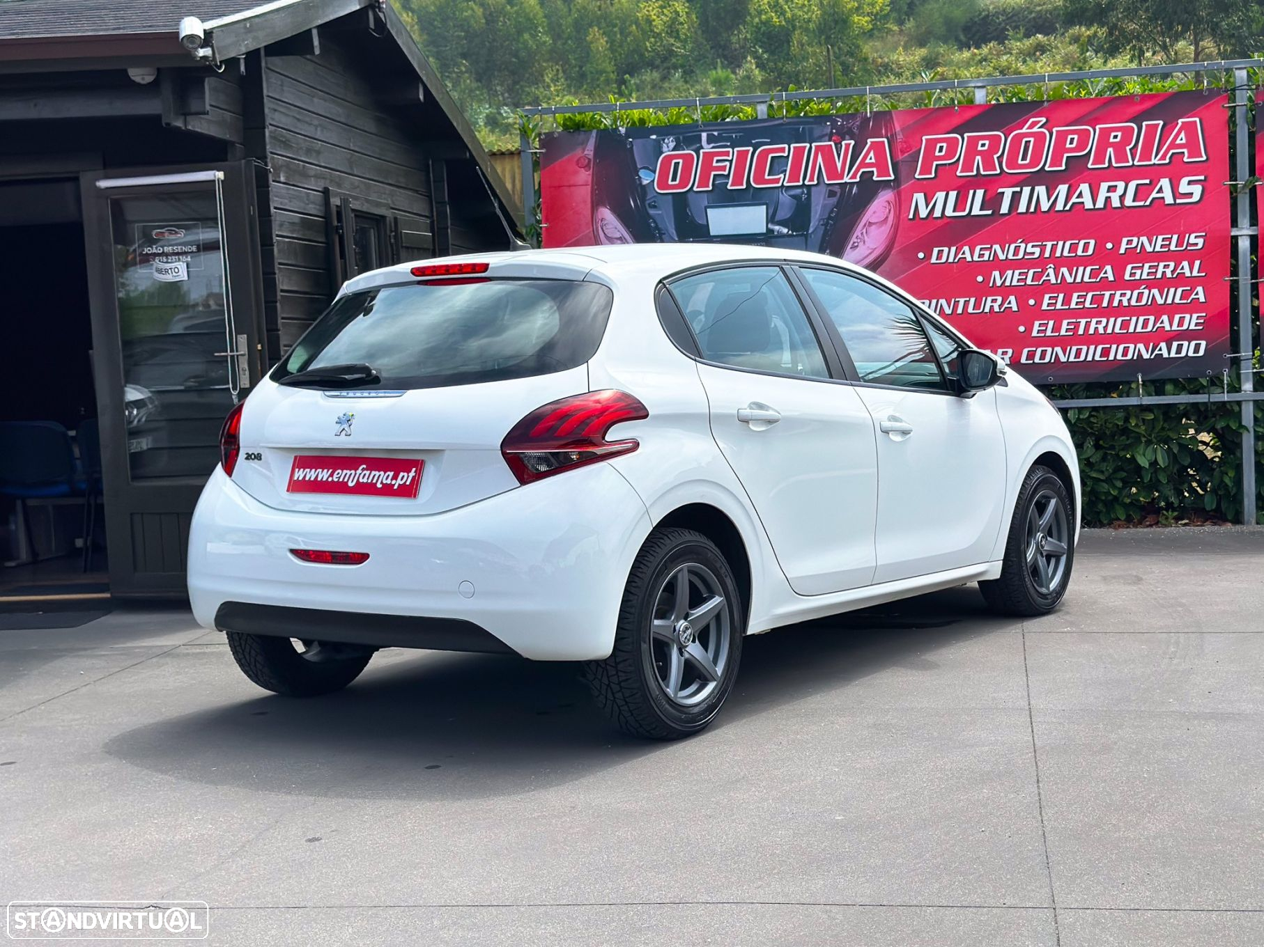 Peugeot 208 1.5 BlueHDi Active - 8