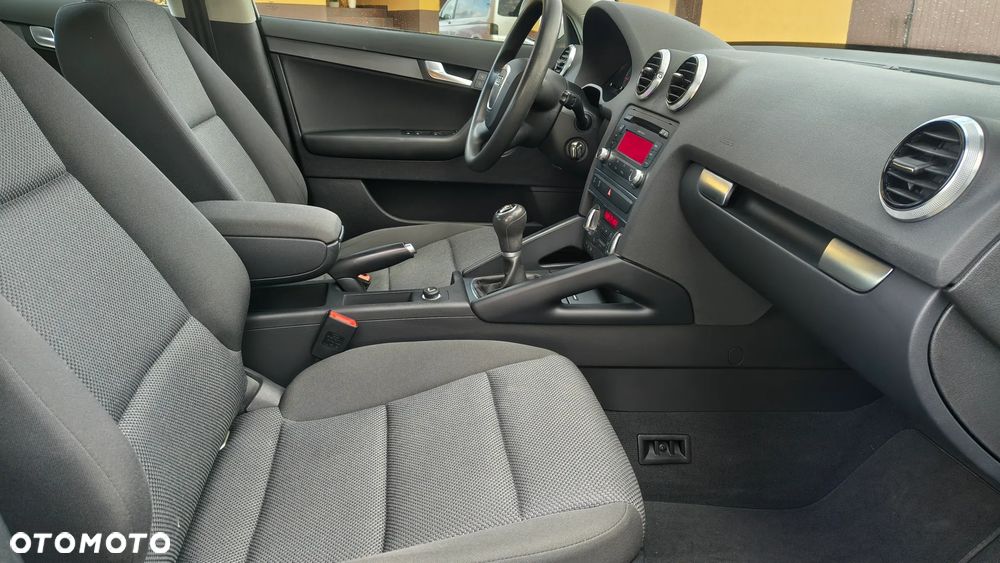 Audi A3 Sportback - 14