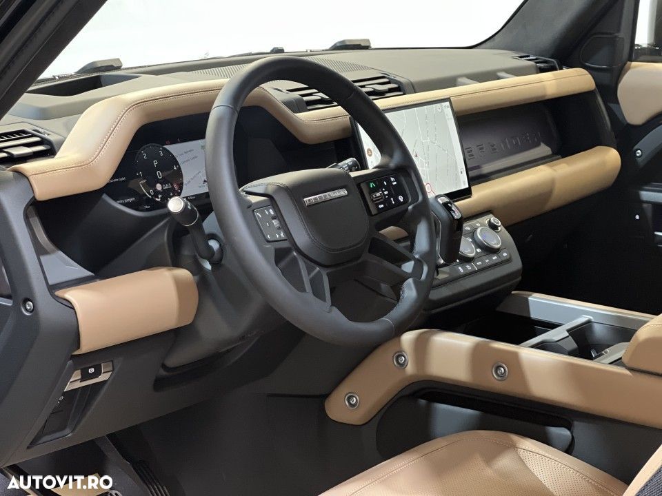 Land Rover Defender - 4