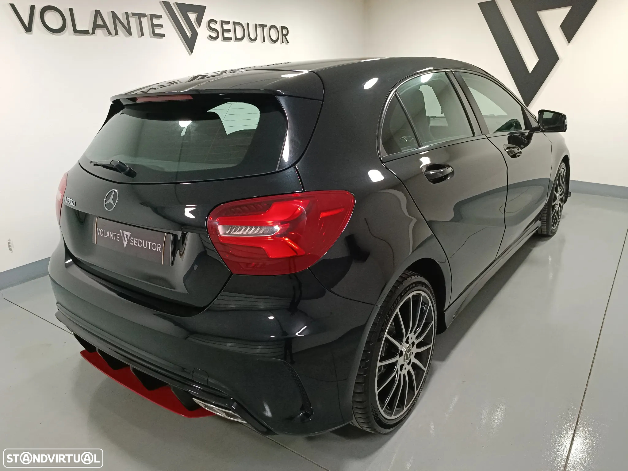 Mercedes-Benz A 180 d AMG Line - 6