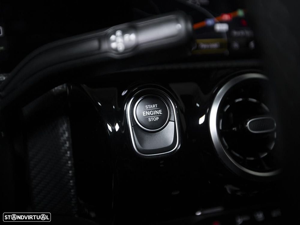 Mercedes-Benz A 250 e Style Plus - 21