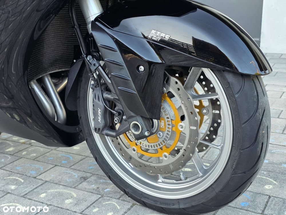 Kawasaki GTR - 5