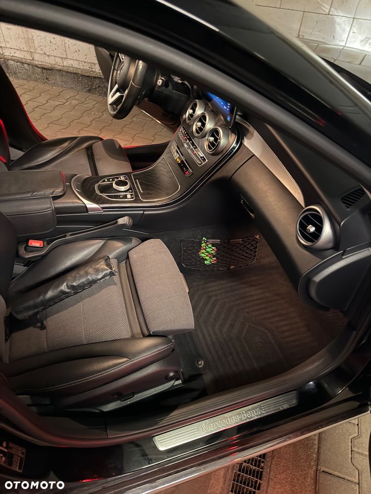 Mercedes-Benz Klasa C 220 d T 9G-TRONIC Avantgarde - 18