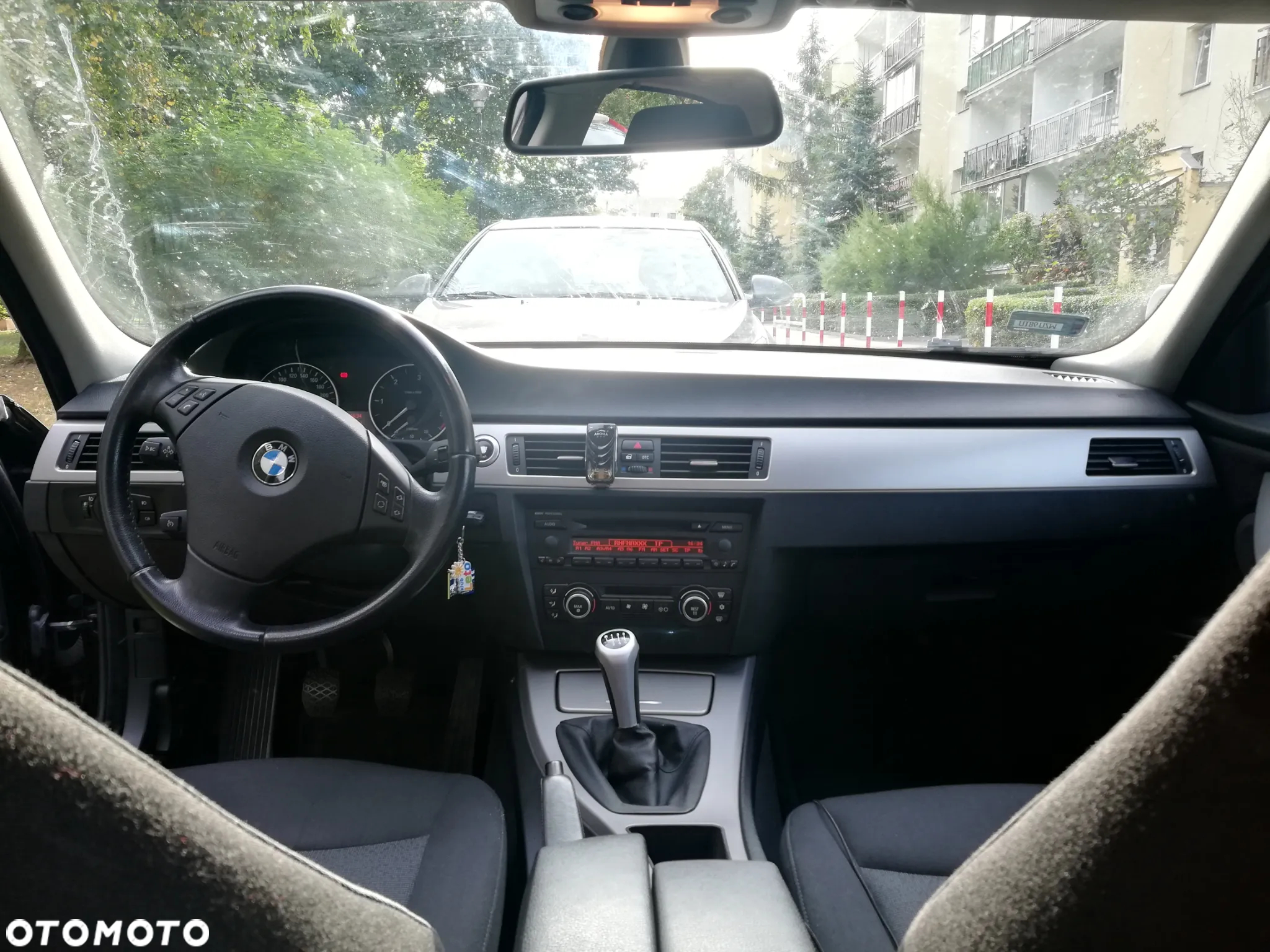 BMW Seria 3 318d - 5