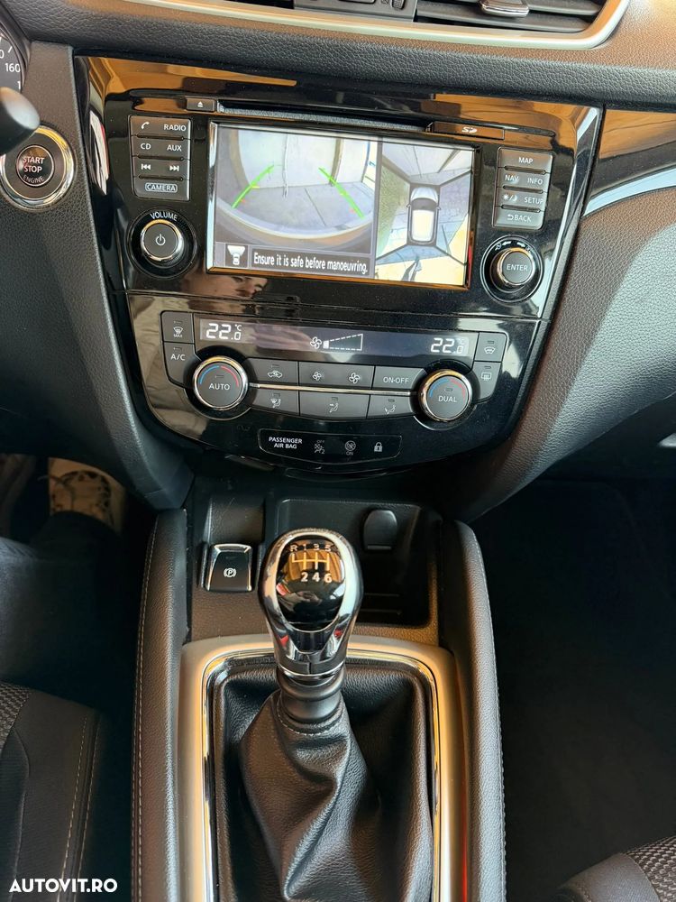 Nissan Qashqai 1.5 DCI N-Connecta - 11