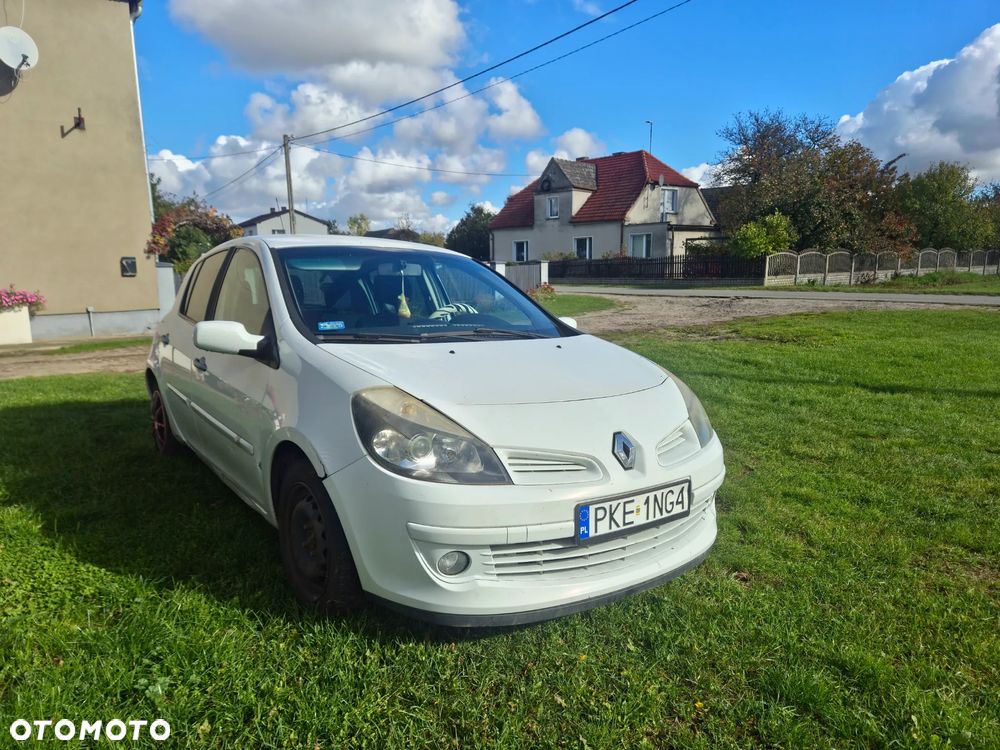 Renault Clio 1.2 16V All Inclusive - 3