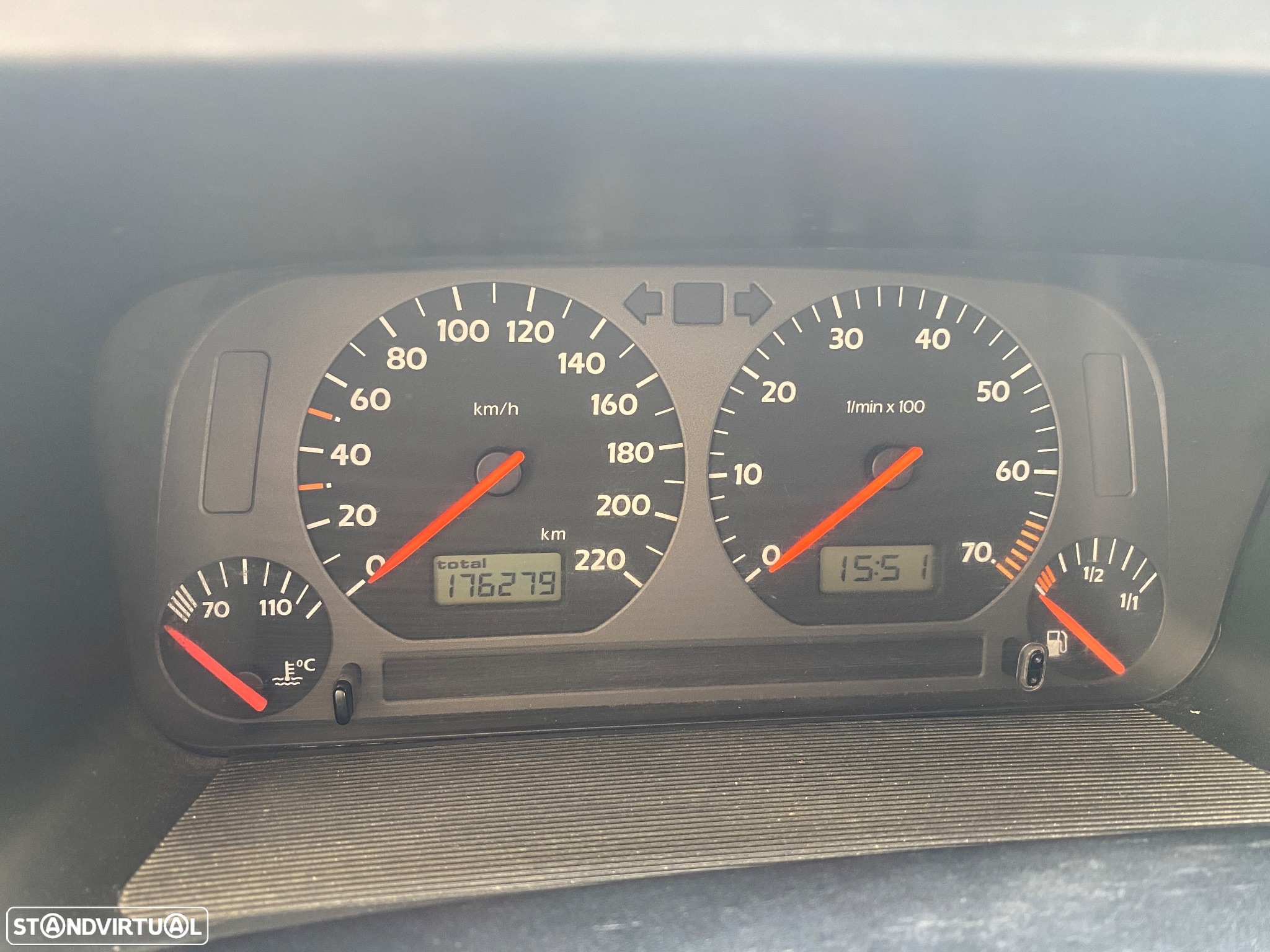 VW Golf Cabriolet 1.6 Trendline - 21