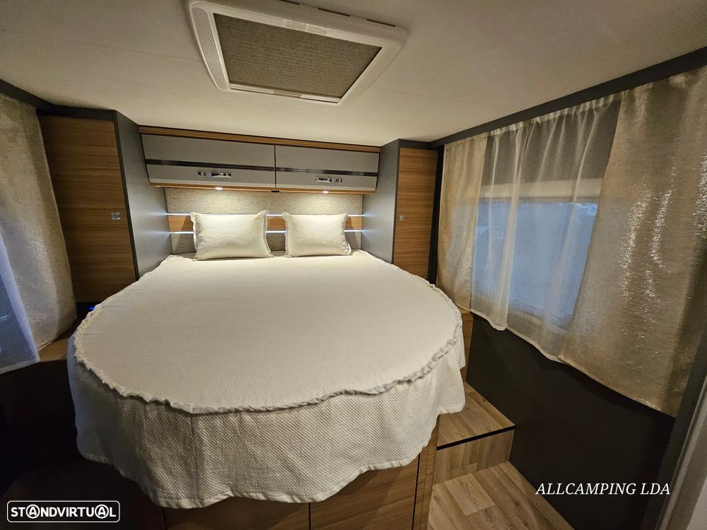 Dethleffs Trend Cama central+Basculante - 37