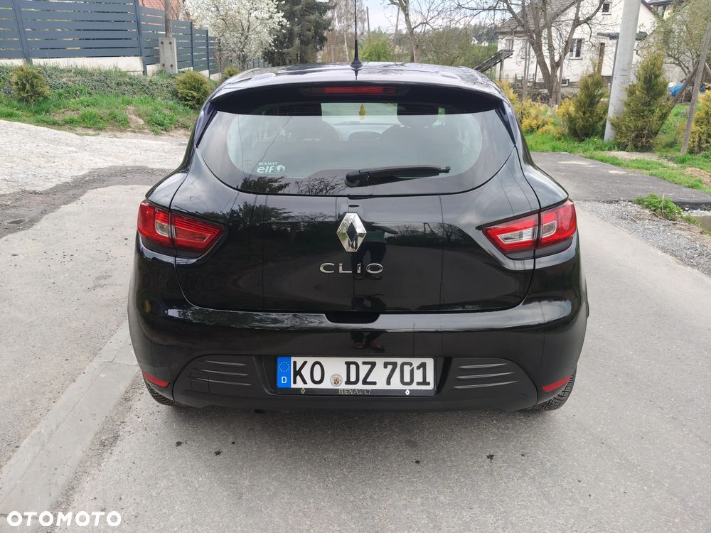 Renault Clio 1.2 16V 75 Business - 14