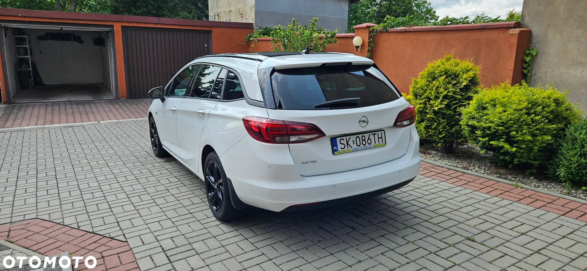 Opel Astra V 1.4 T Elite - 3