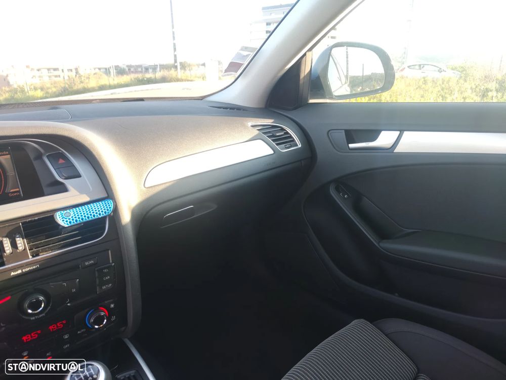 Audi A4 Avant 2.0 TDI Sport - 11