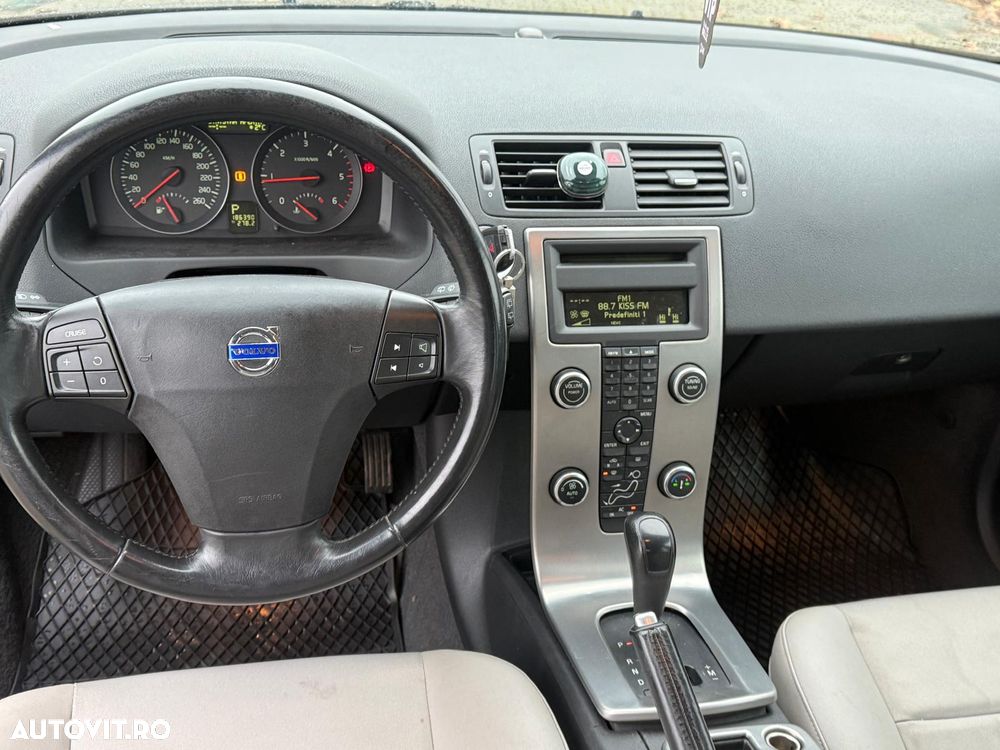 Volvo V50 - 6