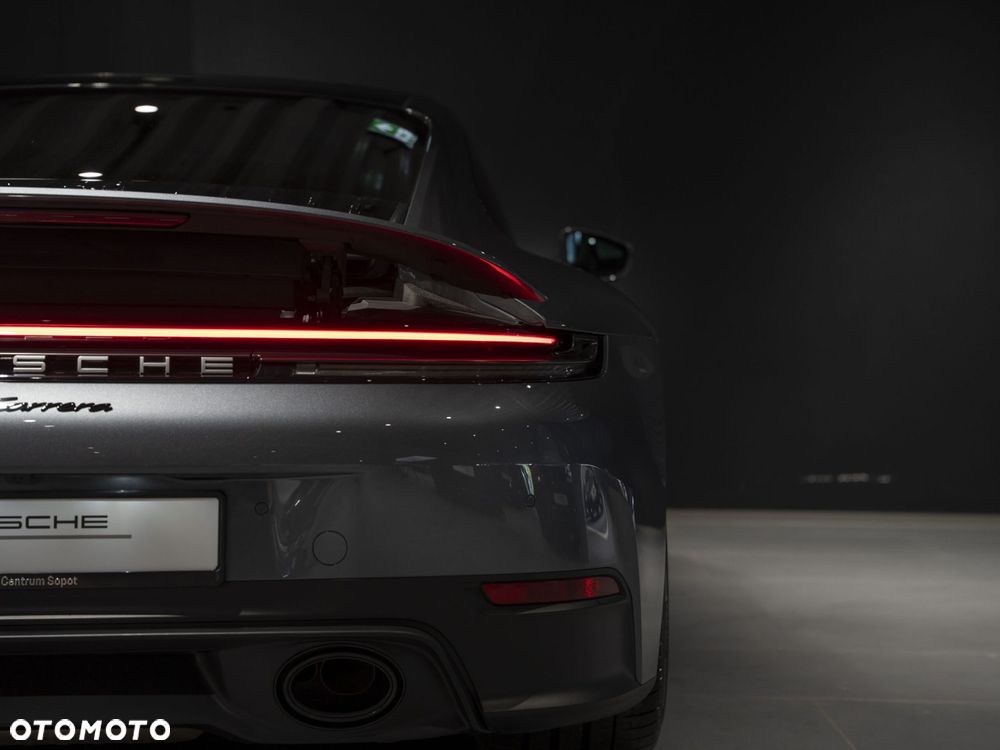 Porsche 911 Carrera PDK - 13