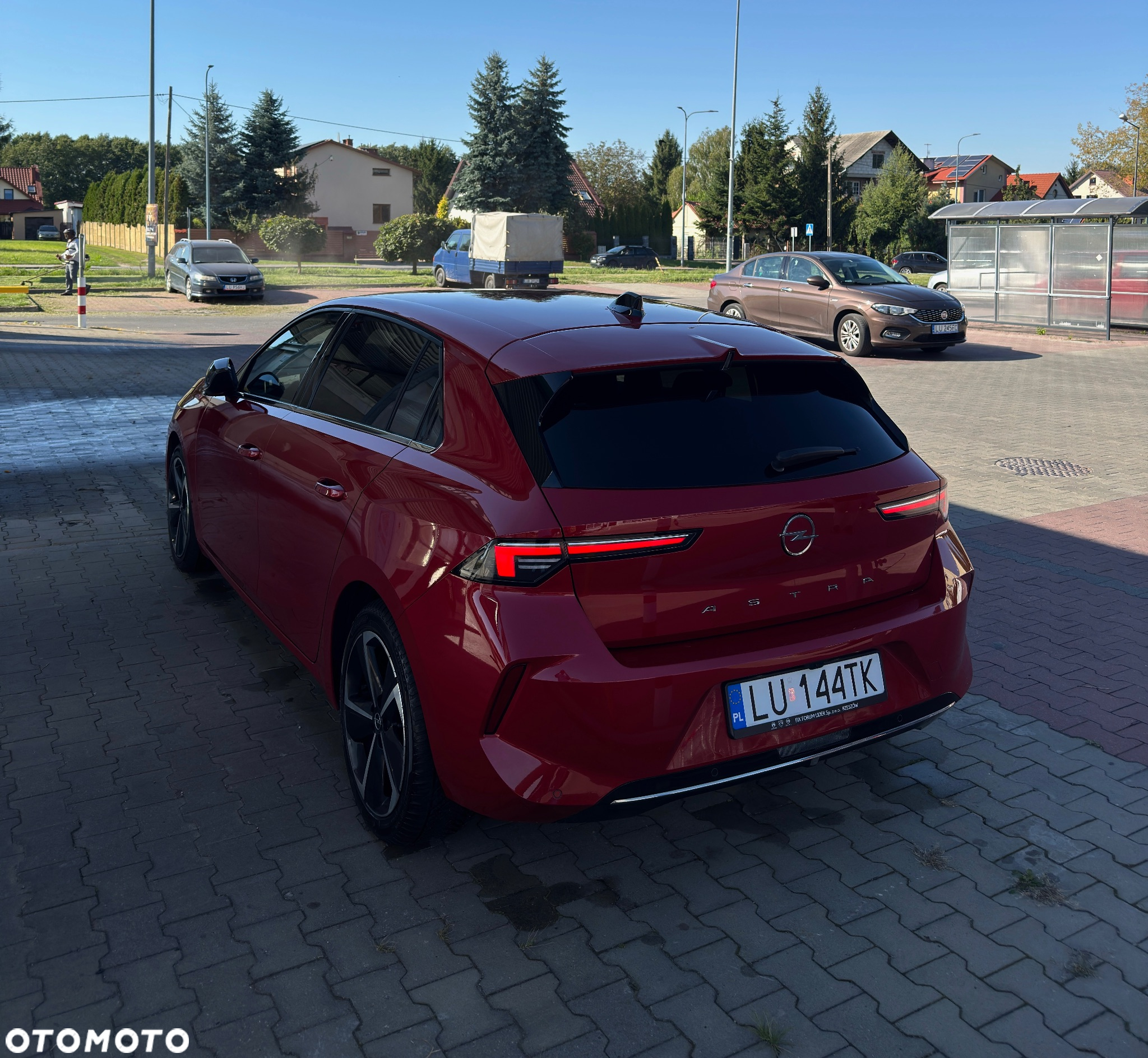 Opel Astra V 1.2 T Elegance S&S - 15