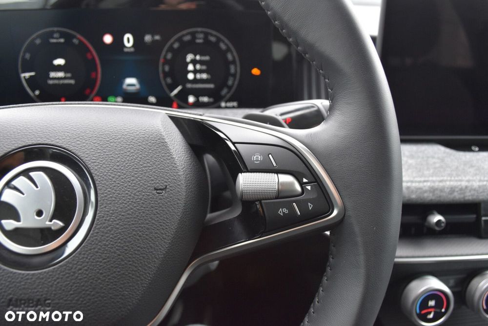 Skoda Superb 2.0 TDI SCR 4x4 Selection DSG - 14