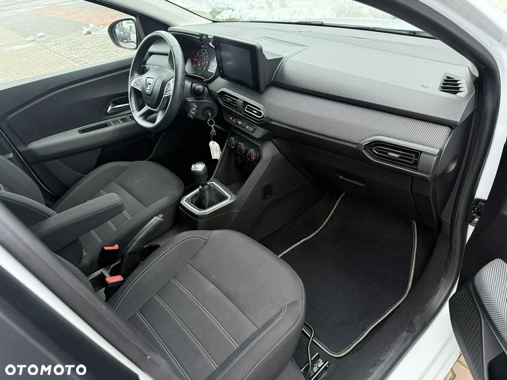 Dacia Sandero - 7