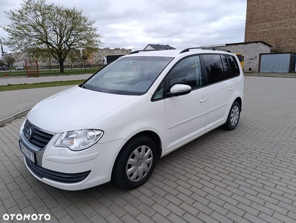 Volkswagen Touran 1.6 - 9