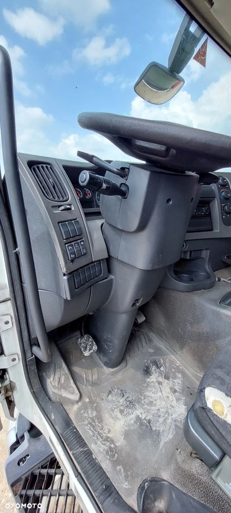 Renault PREMIUM - 11