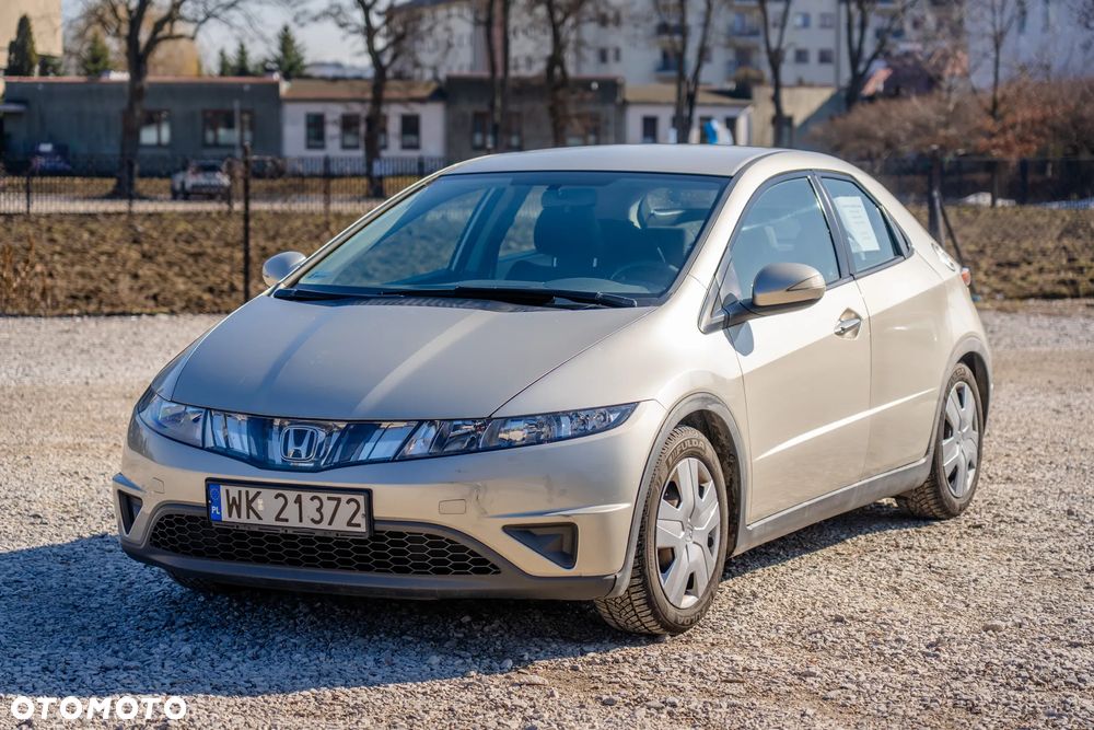 Honda Civic 1.8 Comfort - 3