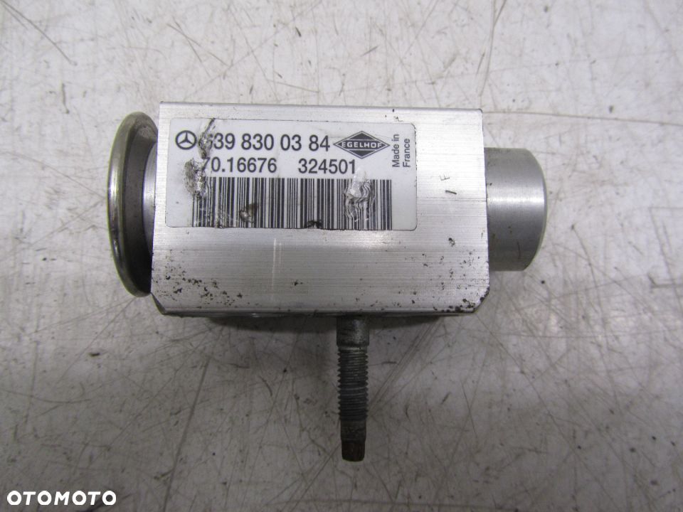 vito 639 3.0CDI V-klasa zawór rozprężny 6398300384 - 2