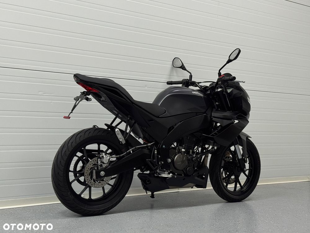 Aprilia Tuono - 3