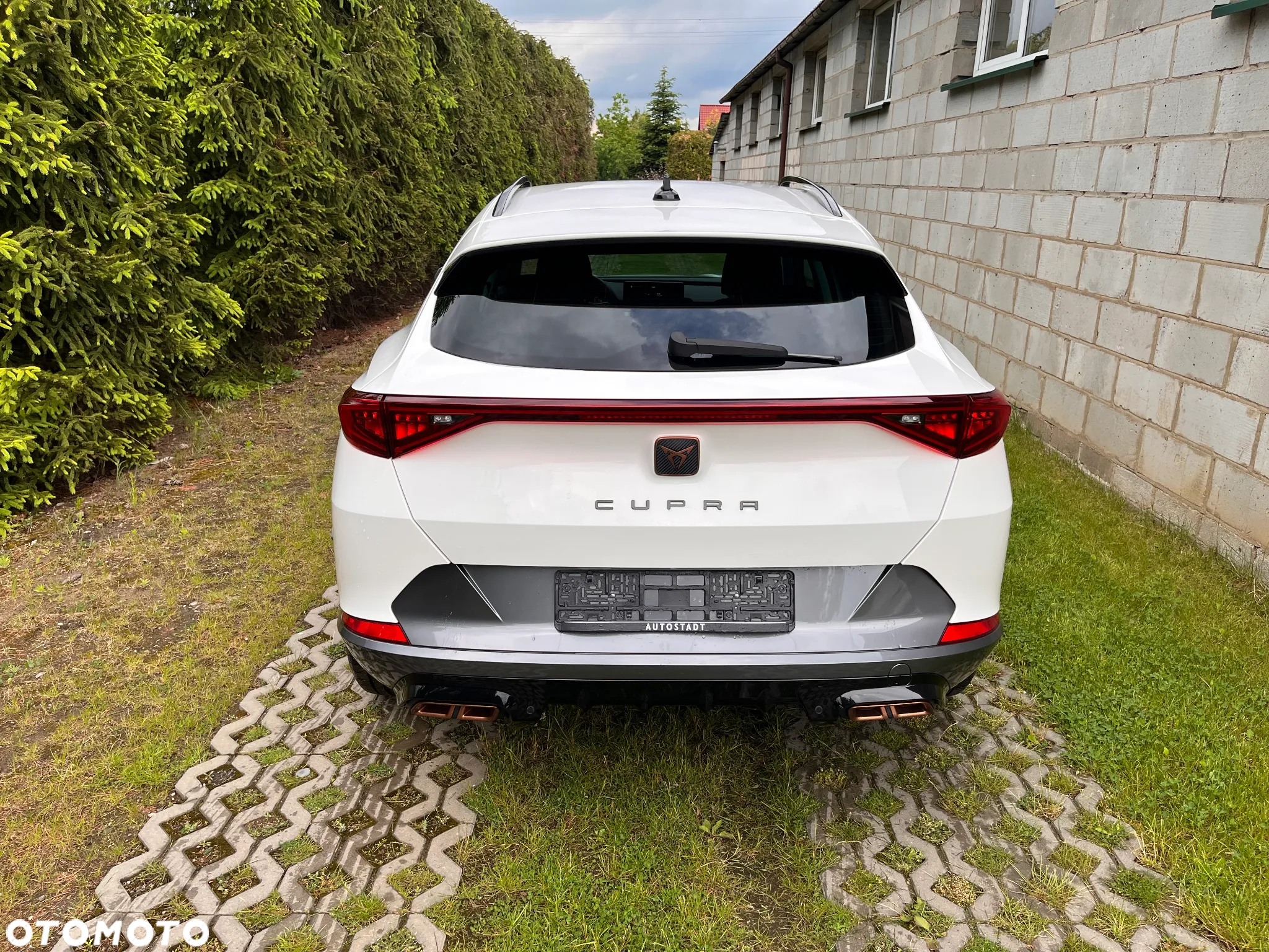 Cupra Formentor 1.4 e-Hybrid DSG - 2