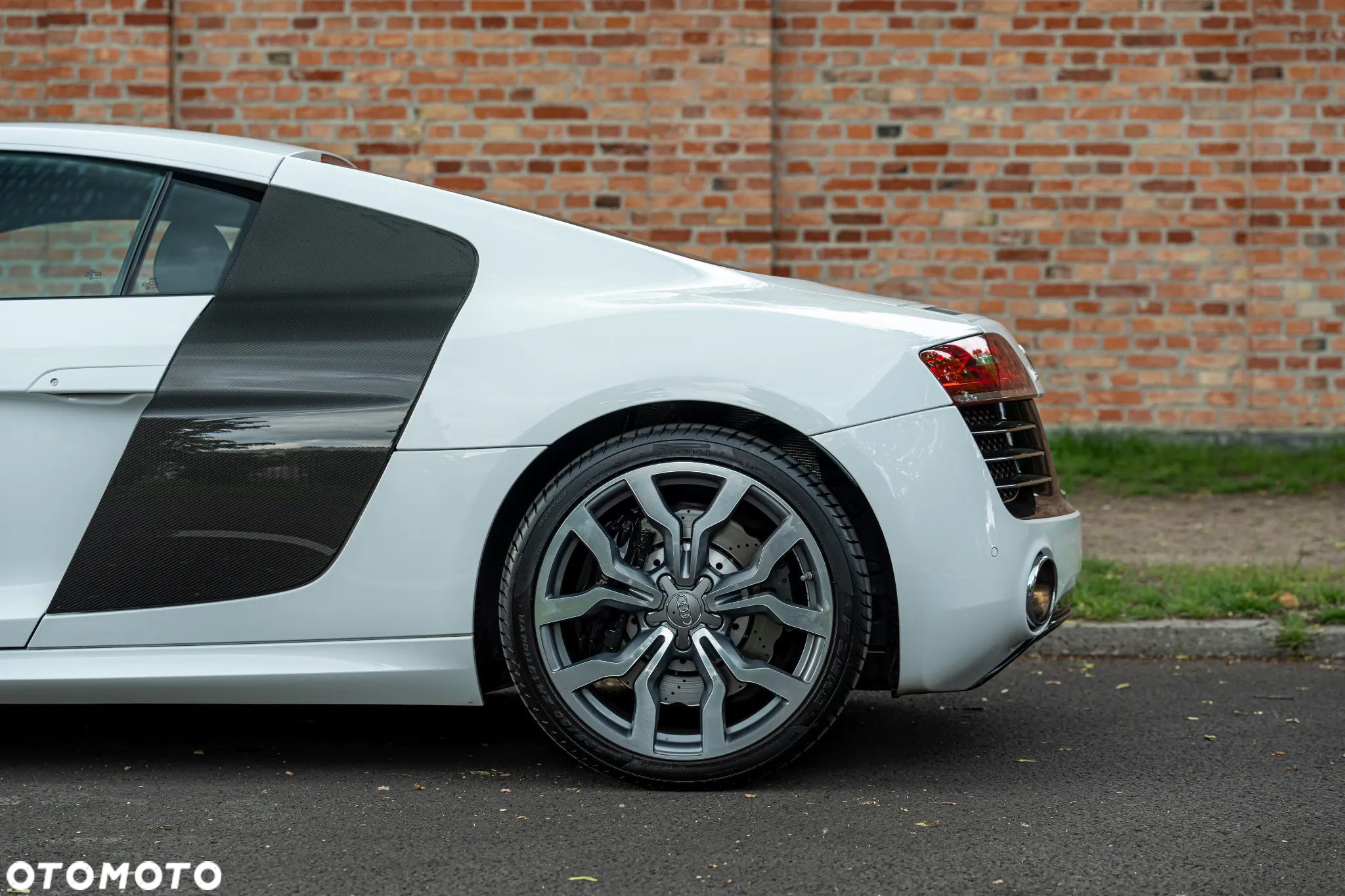Audi R8 Coupé 5.2 Quattro S tronic - 6
