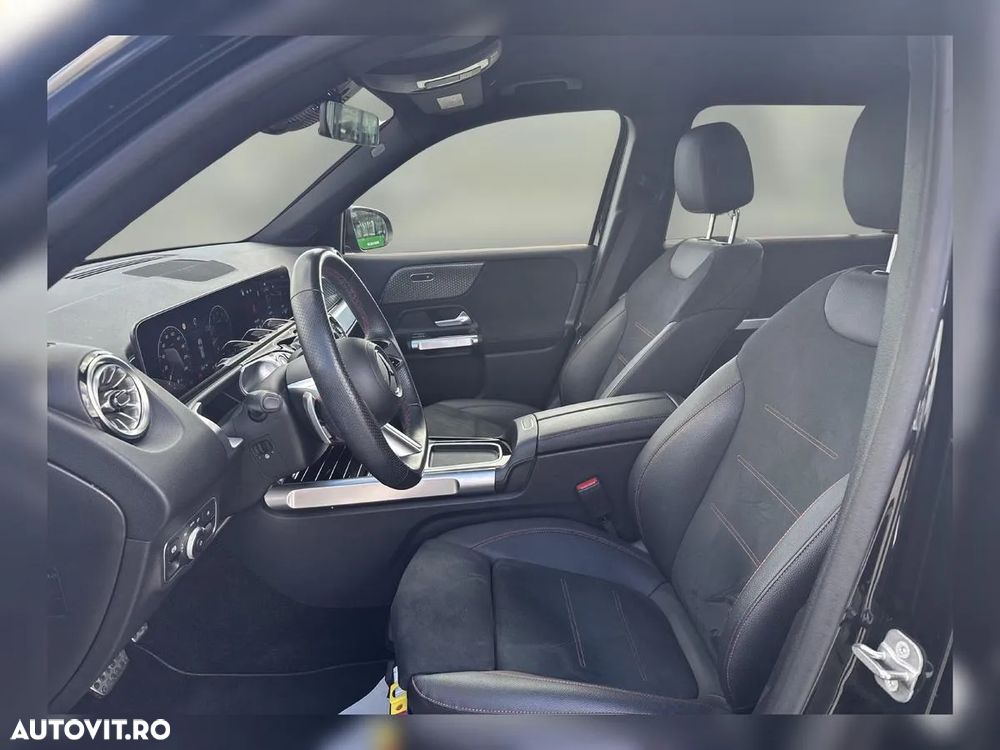 Mercedes-Benz GLB - 13