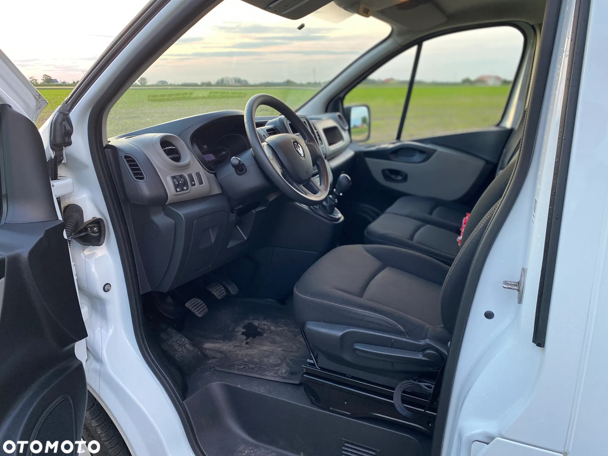 Renault trafic - 19