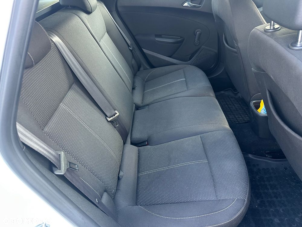Opel Astra 1.7 CDTI - 22