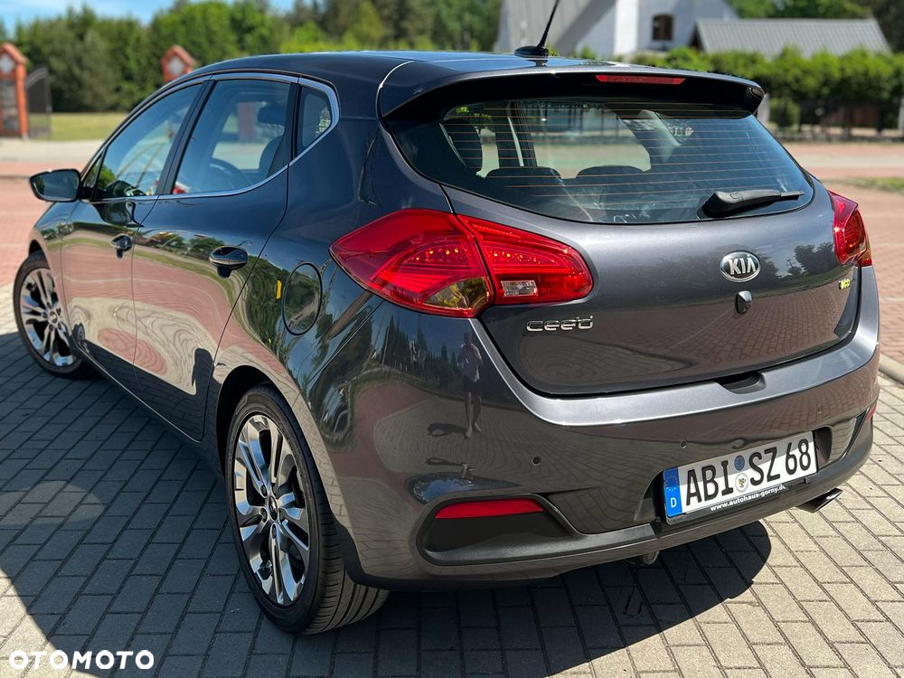 Kia Ceed 1.6 GDI ISG Vision - 20