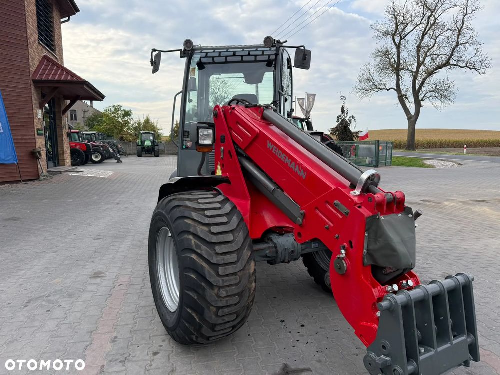 Weidemann 4070  CX 100  SCHAFFER 6390T - 6